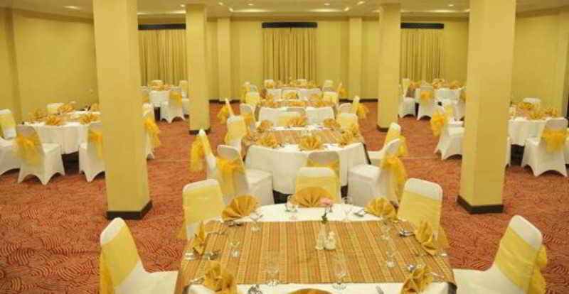 Capital O 1128 Hotel Imara Palembang Zewnętrze zdjęcie