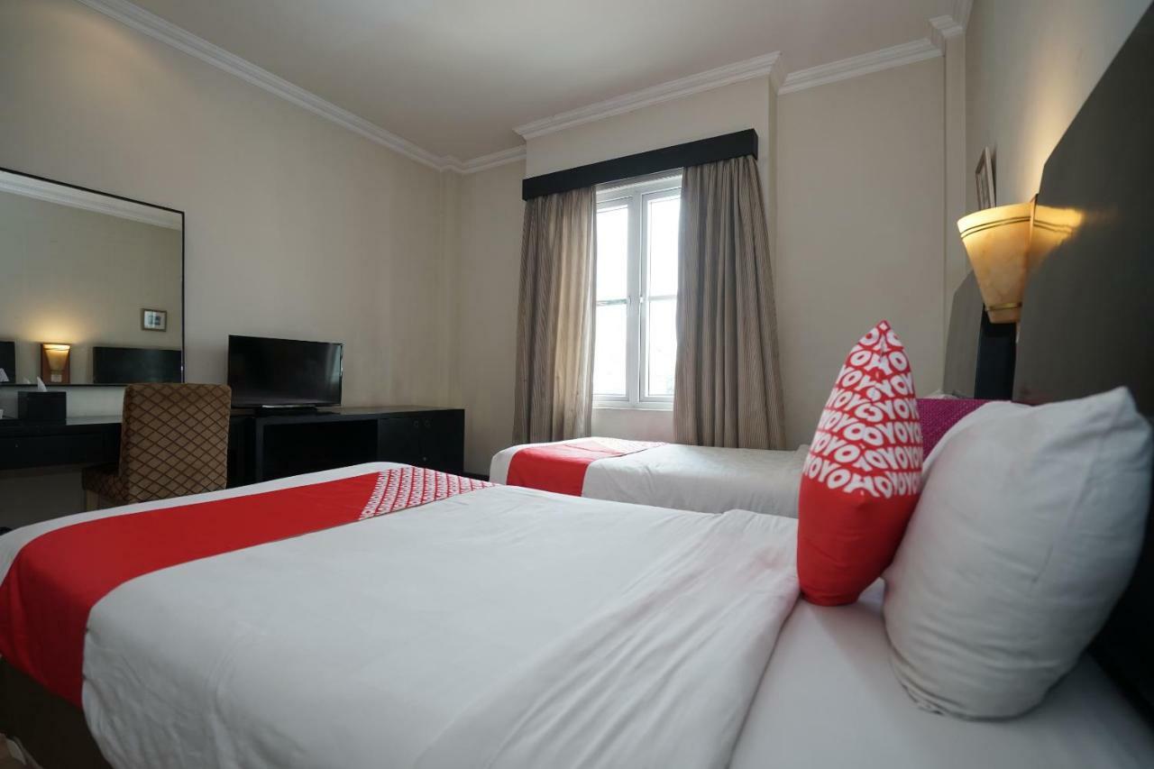 Capital O 1128 Hotel Imara Palembang Zewnętrze zdjęcie