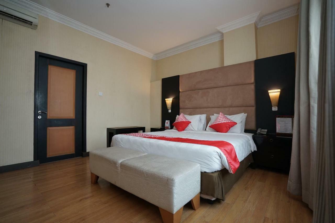 Capital O 1128 Hotel Imara Palembang Zewnętrze zdjęcie