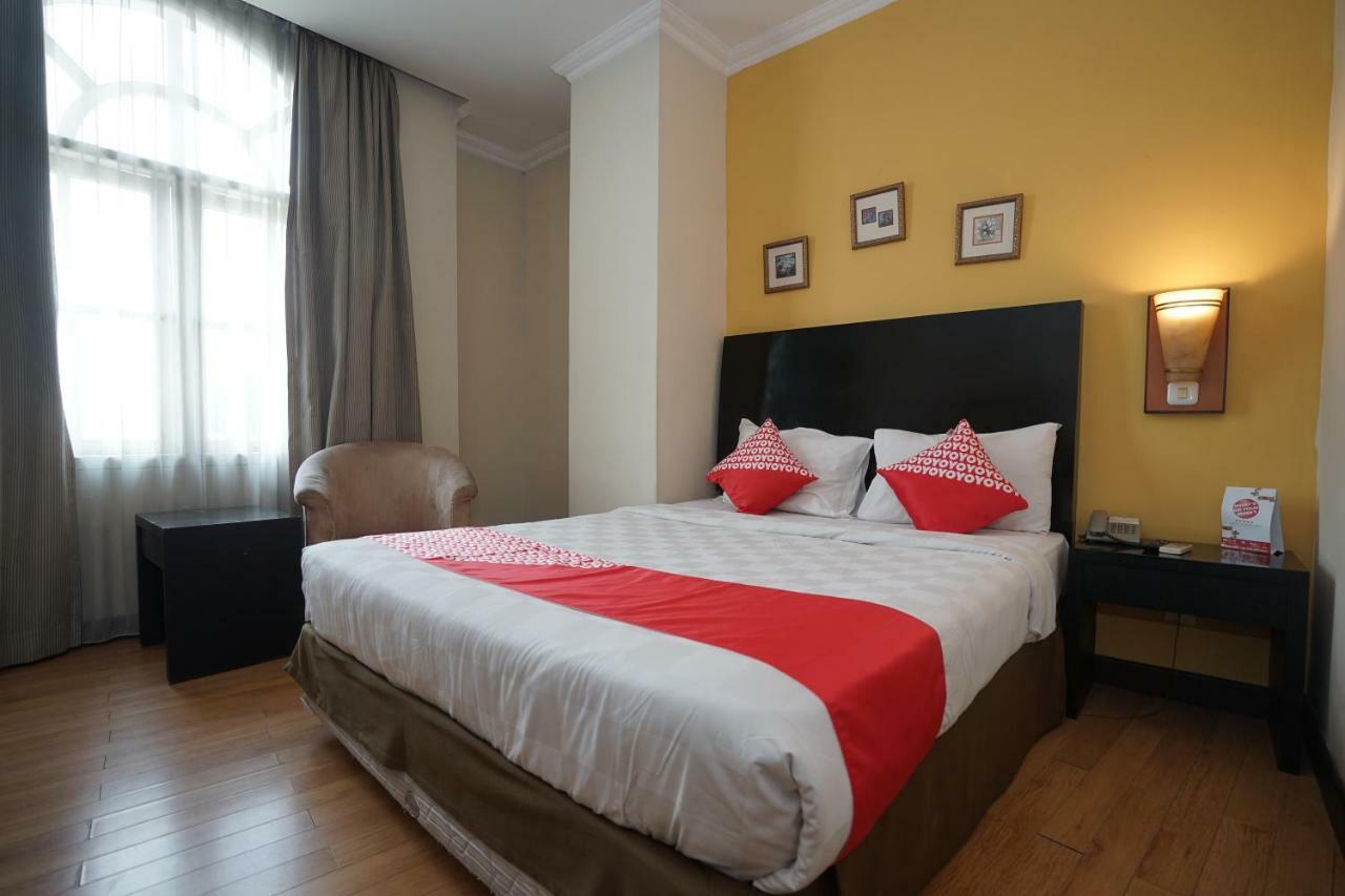 Capital O 1128 Hotel Imara Palembang Zewnętrze zdjęcie