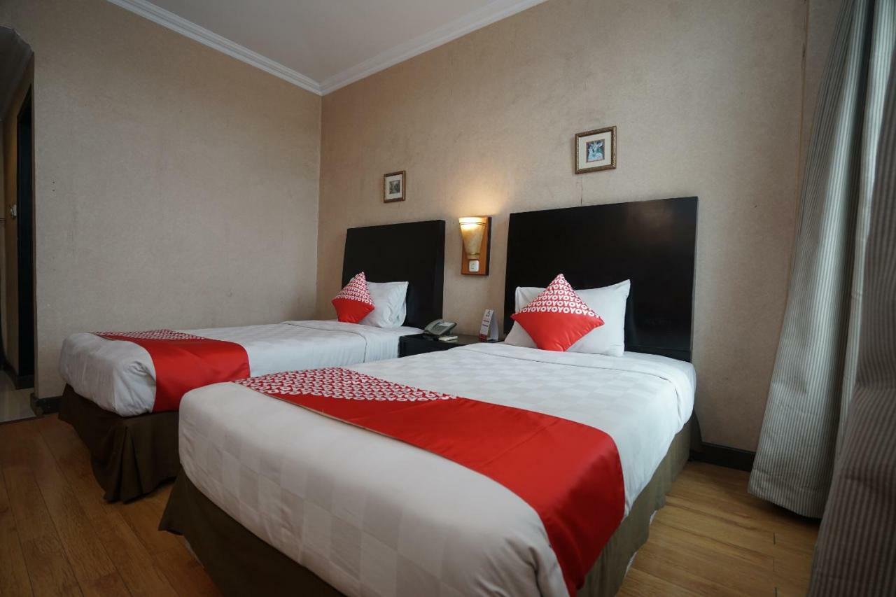 Capital O 1128 Hotel Imara Palembang Zewnętrze zdjęcie