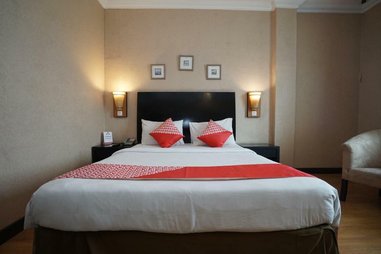 Capital O 1128 Hotel Imara Palembang Zewnętrze zdjęcie