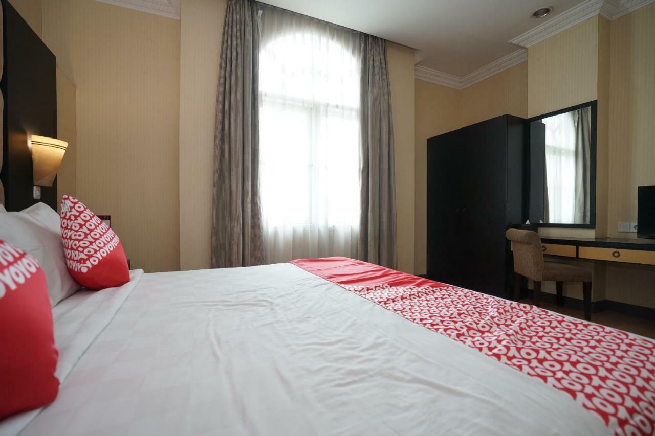 Capital O 1128 Hotel Imara Palembang Zewnętrze zdjęcie