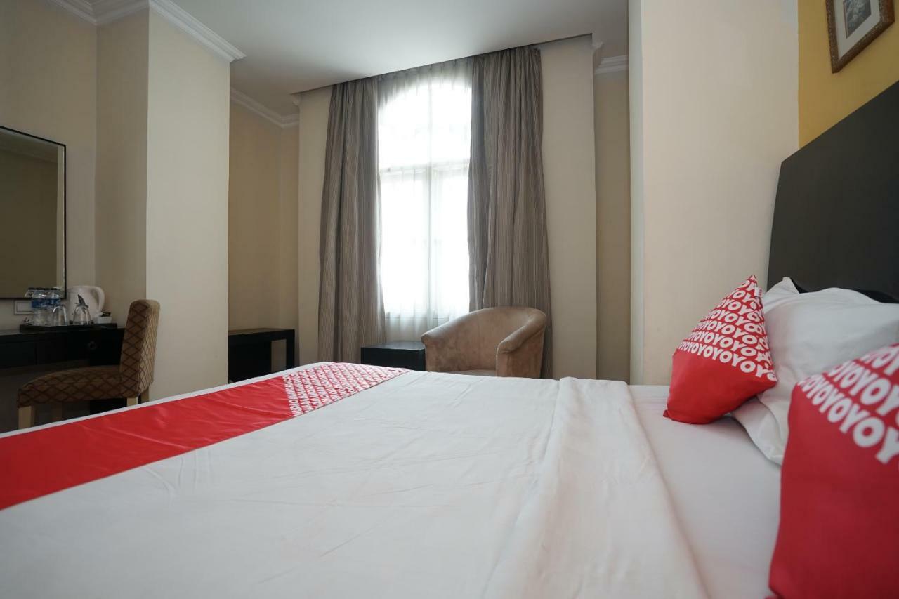 Capital O 1128 Hotel Imara Palembang Zewnętrze zdjęcie