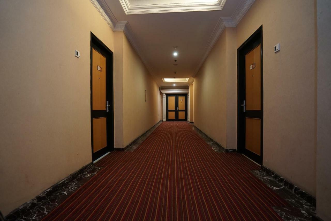 Capital O 1128 Hotel Imara Palembang Zewnętrze zdjęcie